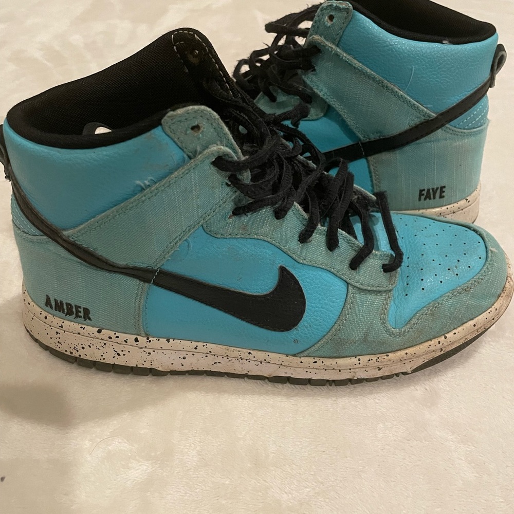 Size 8.5 - Nike blue Jean Dunks